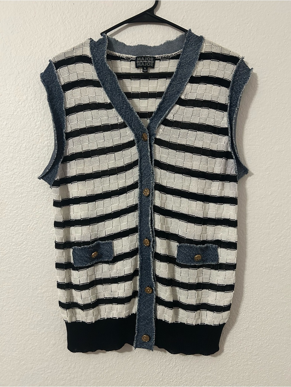Striped Sleeveless Cardigan Vest in White and Navy